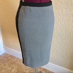 JONES NEW YORK COLLECTION Tiny Check Skirt - Sz 4